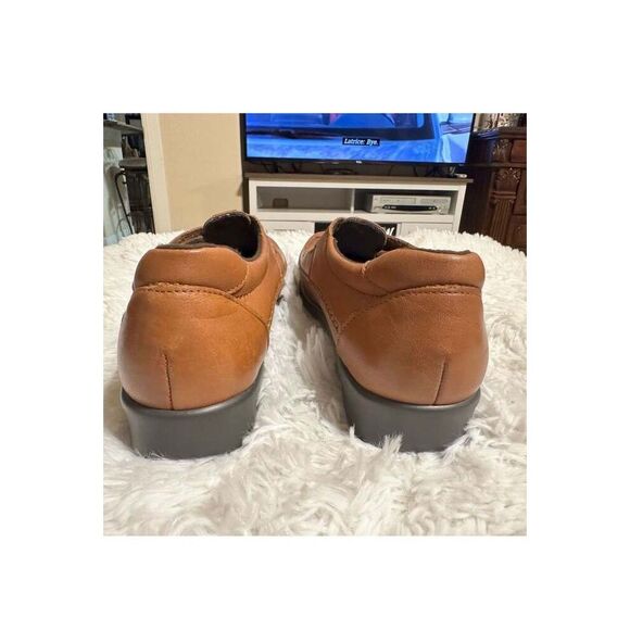 SAS Womens Shoes Size 8.5 N Roamer Slip On Brown Leather MSRP $185 Made in USA - Picture 2 of 4